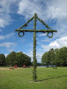 Fira svensk midsommar i London