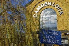Camden Lock Market är en av de mest välbesökta marknaderna i London