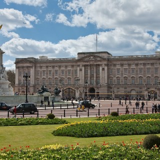 Besök gärna Buckingham Palace