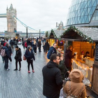 Besök en av Londons alla julmarknader!